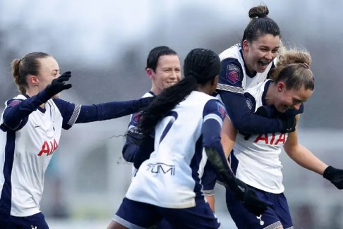 熱刺將任命前曼聯(lián)助理教練何君堯?yàn)榍蜿?duì)主教練