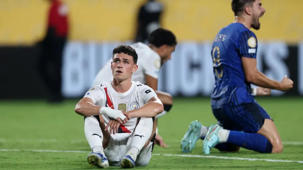 曼城在世俱杯16強賽中被阿爾希拉爾爆冷擊敗