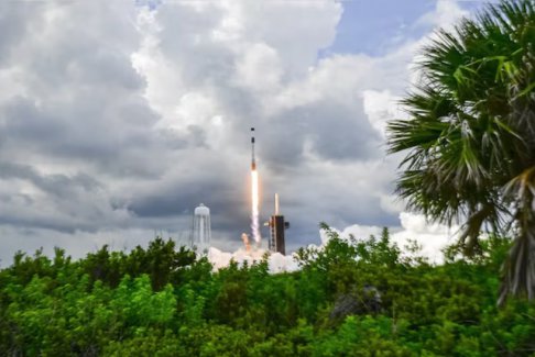 NASA和SpaceX將國(guó)際宇航員送往空間站