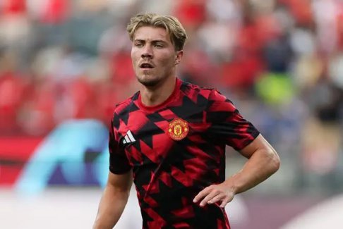 曼聯(lián)前鋒霍伊隆德的身價為3000萬英鎊