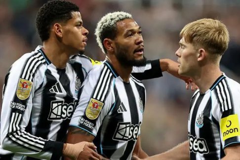 聯(lián)賽杯第三輪紐卡斯?fàn)柭?lián)隊4-1布拉德福德城隊