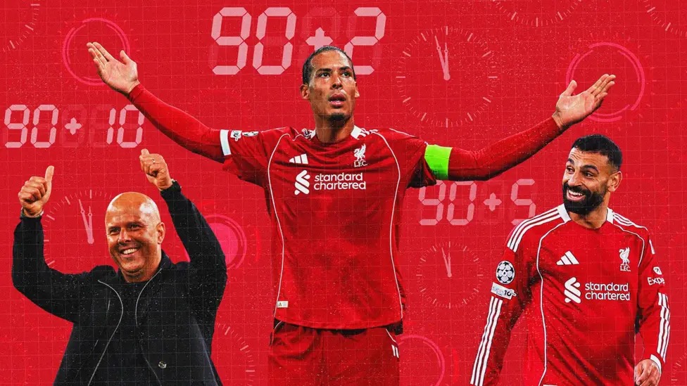 阿內&middot;斯洛特、維吉爾&middot;范戴克和穆罕默德&middot;薩拉赫慶祝利物浦的一些已故冠軍