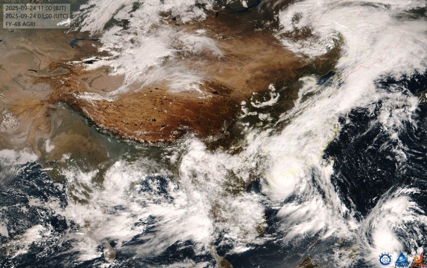 17級臺風(fēng)最大持續(xù)風(fēng)速堪比高速列車