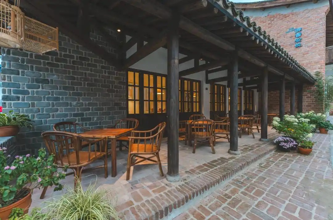 陜西小村莊住一晚已經(jīng)要兩千了，全國各地掀起民宿熱盯上城市中產(chǎn)