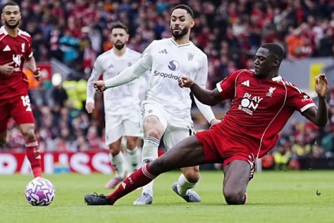 利物浦的防守漏洞百出