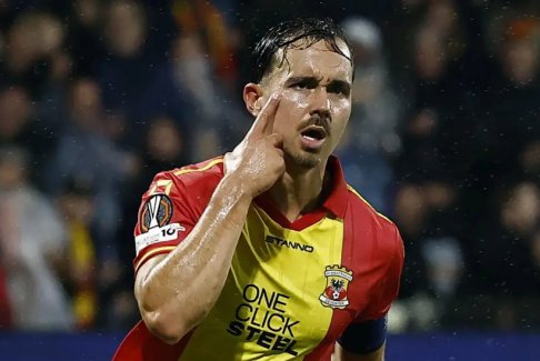 歐足聯(lián)歐洲聯(lián)賽前進(jìn)之鷹2-1阿斯頓維拉