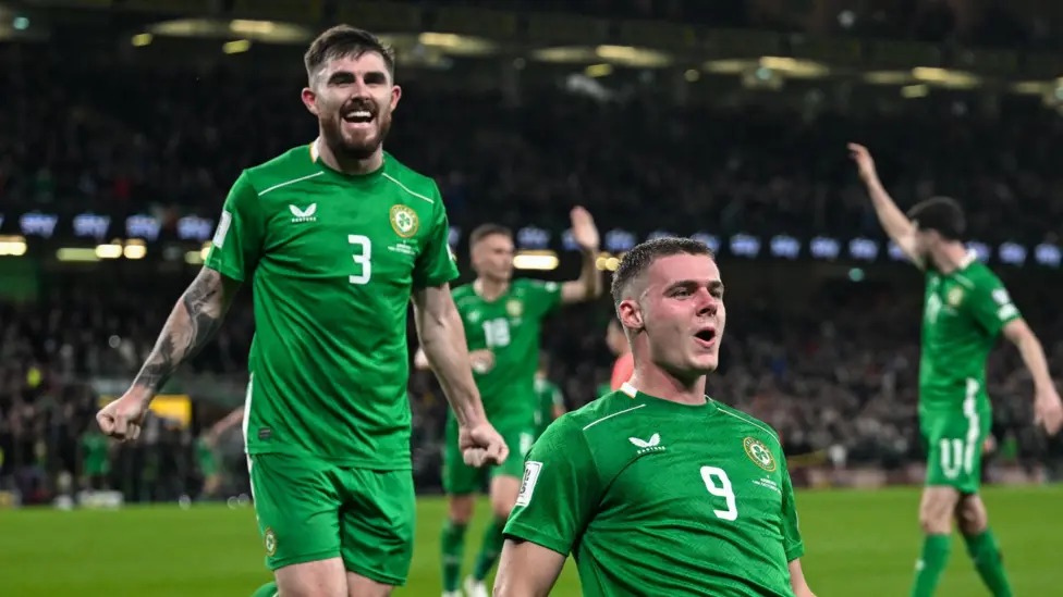 埃文&middot;弗格森的進(jìn)球?yàn)閻蹱柼m共和國贏得了一場至關(guān)重要的勝利