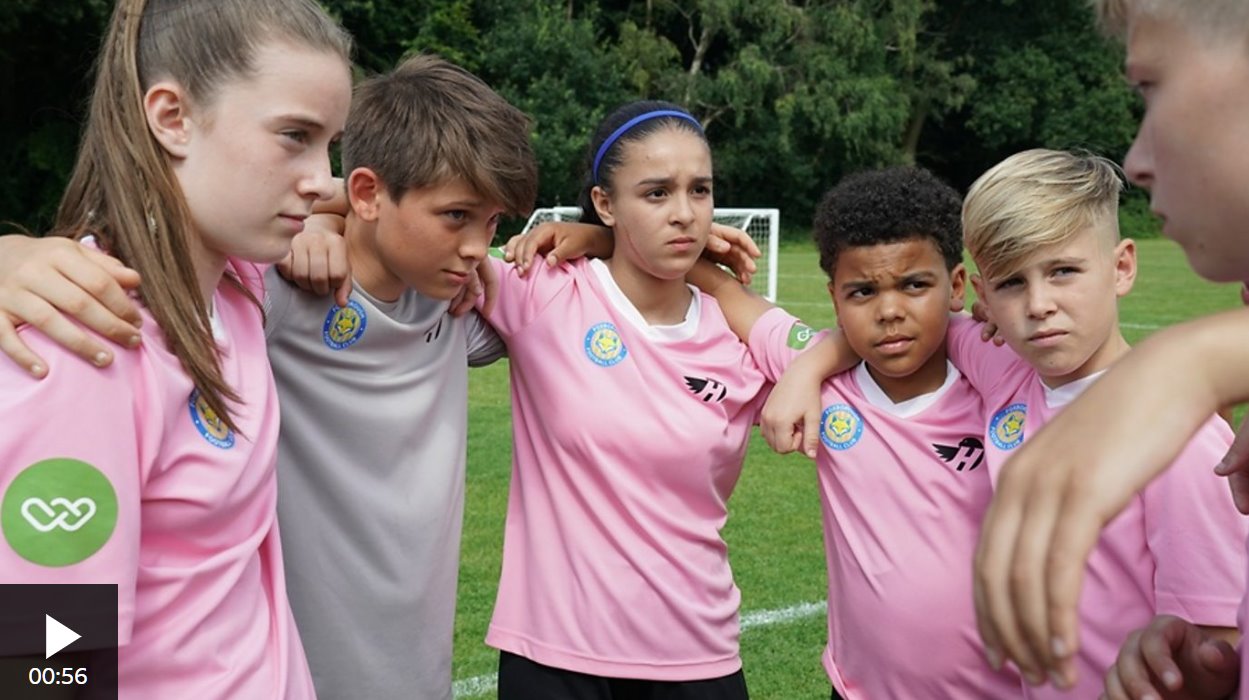 杰米約翰遜足球俱樂部：泰瑞和巴茲在訓(xùn)練中發(fā)生沖突