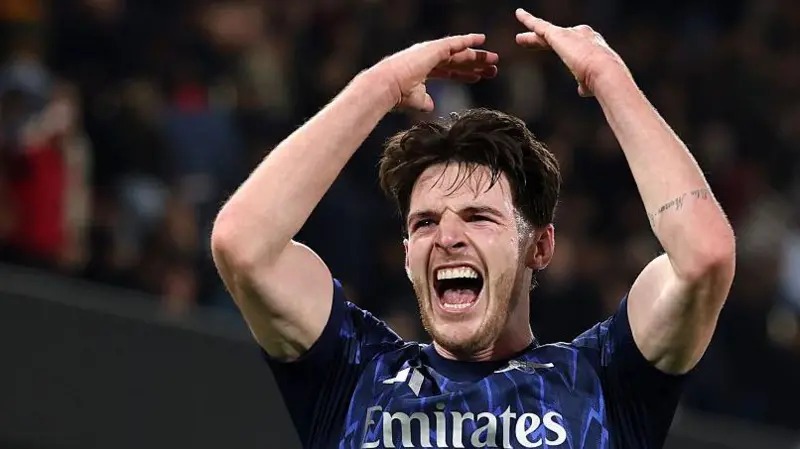 德克蘭&middot;賴斯于2023年以1.05億英鎊的價(jià)格從西漢姆聯(lián)隊(duì)轉(zhuǎn)會(huì)至阿森納