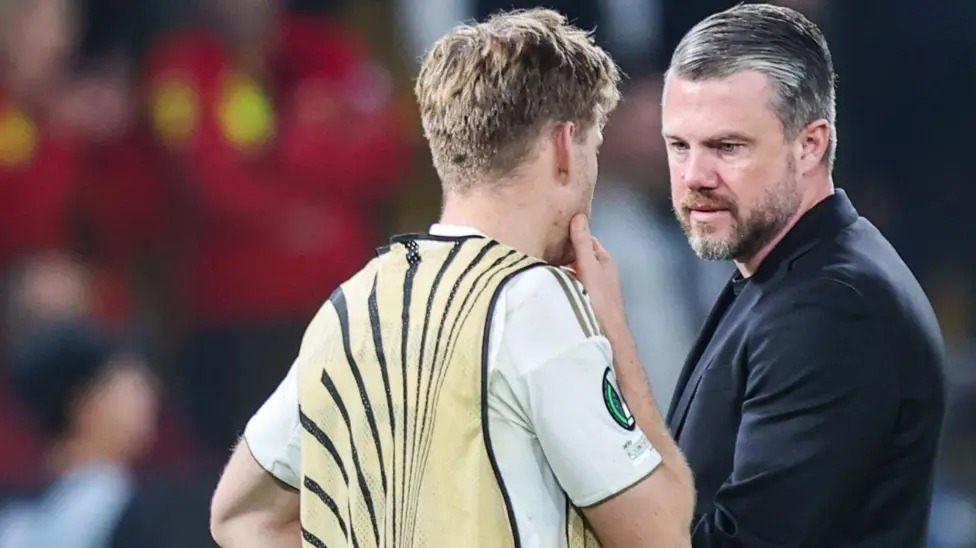 阿伯丁隊主教練吉米&middot;泰林堅稱他的球隊將從雅典AEK隊的失利中&ldquo;吸取教訓(xùn)&rdquo;