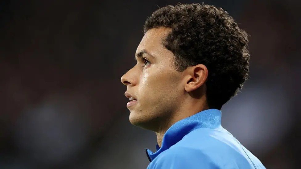 布倫南&middot;約翰遜代表威爾士出場40次攻入6球