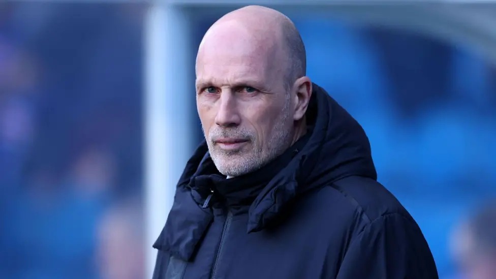 菲利普&middot;克萊門特在被格拉斯哥流浪者隊(duì)任命之前，曾執(zhí)教過(guò)法國(guó)摩納哥俱樂(lè)部。