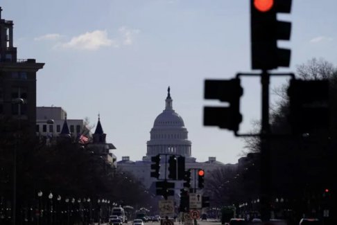 美國(guó)對(duì)非法入境者處以5000美元罰款