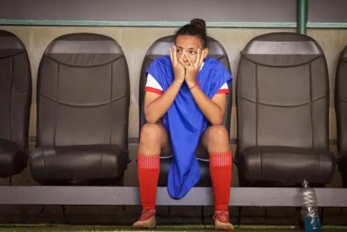 國際職業(yè)足球運(yùn)動(dòng)員聯(lián)合會(huì)：大多數(shù)女足球員收入低