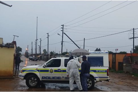 約翰內(nèi)斯堡大規(guī)模槍擊案幕后12名身份不明的嫌疑人