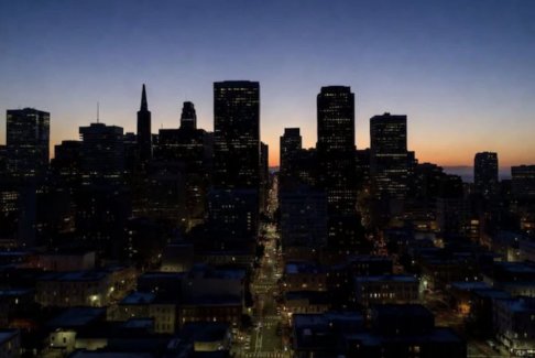 舊金山大部分地區(qū)在經(jīng)歷大規(guī)模停電后恢復(fù)供電