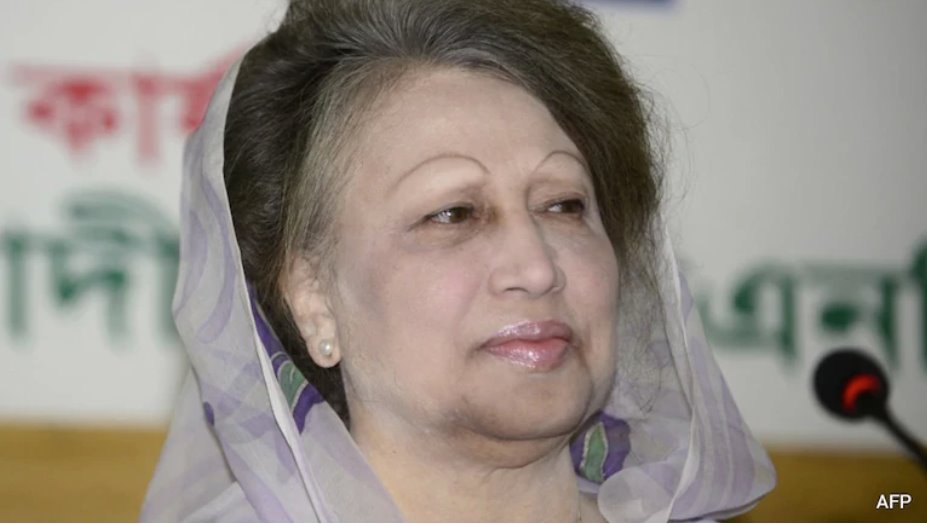 有報道稱，卡莉達(dá)&middot;齊亞于11月23日晚被送往埃弗凱爾醫(yī)院。