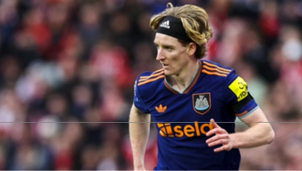 是不是場合讓紐卡斯?fàn)柷騿T的情緒失控了