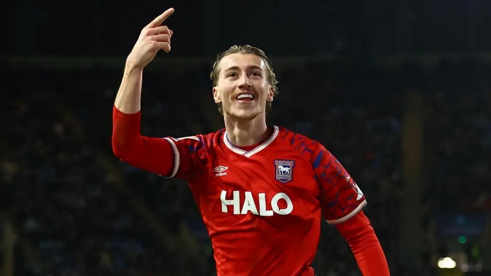 杰克&middot;克拉克的進(jìn)球是他本賽季為伊普斯維奇隊(duì)攻入的第八球