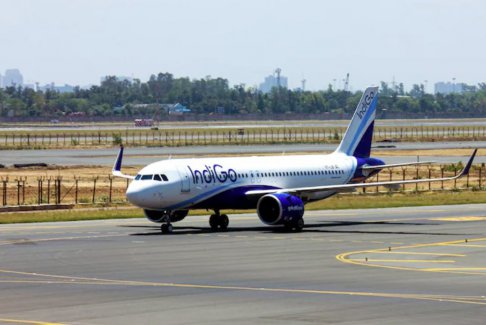 一架飛往德里的靛藍航空航班在伊朗領空關閉前幾分