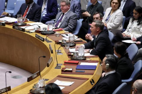 美國(guó)在聯(lián)合國(guó)警告伊朗“所有選項(xiàng)都在考慮范圍內(nèi)”