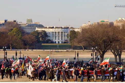 伊朗抗議者稱特朗普“背叛”了他們