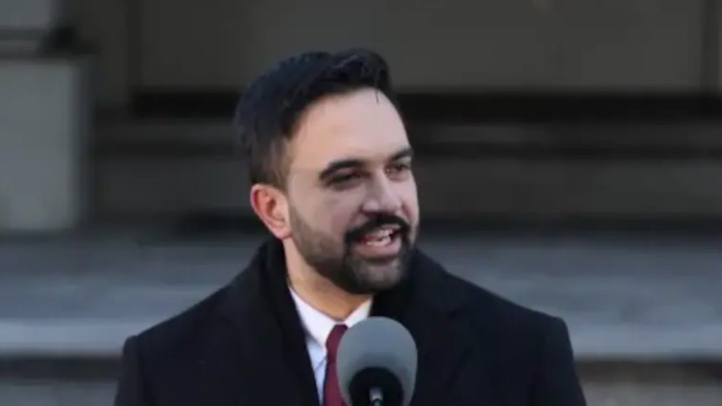 &ldquo;我們將為世界樹立榜樣，&rdquo;馬姆達(dá)尼在就職演說中說道。