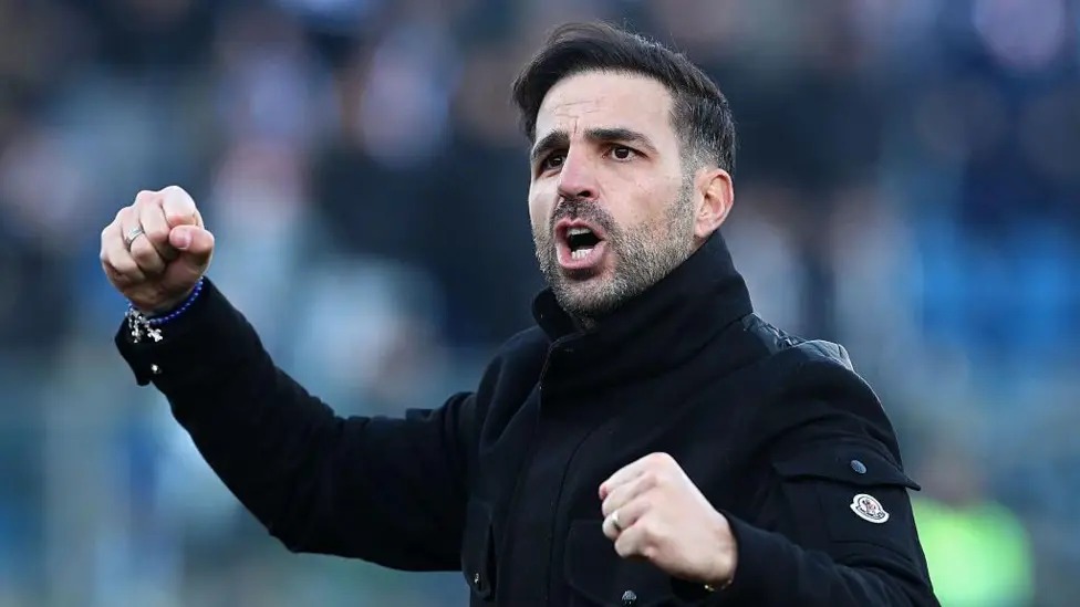 由前阿森納和切爾西中場球員塞斯克&middot;法布雷加斯執(zhí)教的科莫隊(duì)，在取得聯(lián)賽兩連勝后，目前在意甲積分榜上排名第六。