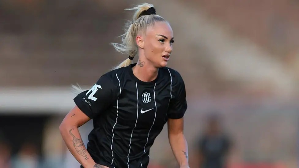 阿麗莎&middot;萊曼曾代表意甲球隊科莫足球俱樂部出場6次