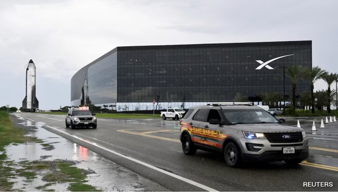 馬斯克的SpaceX將與xAI合并，合并后的估值將達(dá)到1.25萬億美元。