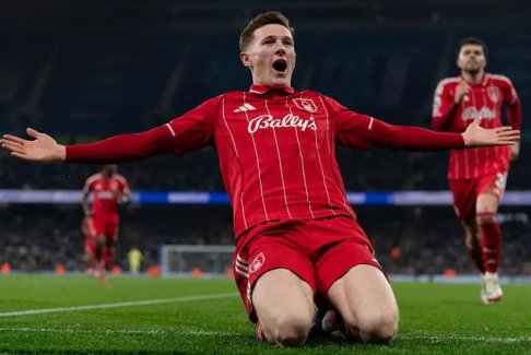 英格蘭中場球員安德森的崛起