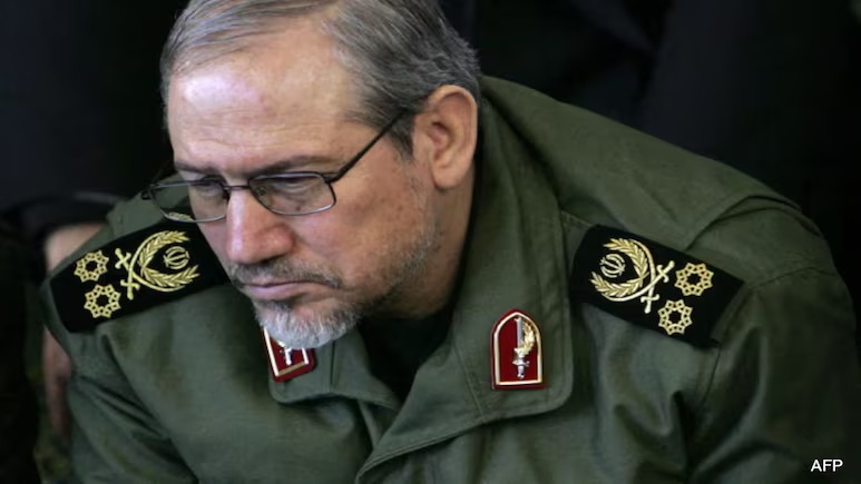 &ldquo;特朗普是美國歷史上最腐敗、最愚蠢的總統(tǒng)。&rdquo;葉海亞&middot;拉希姆&middot;薩法維說道。