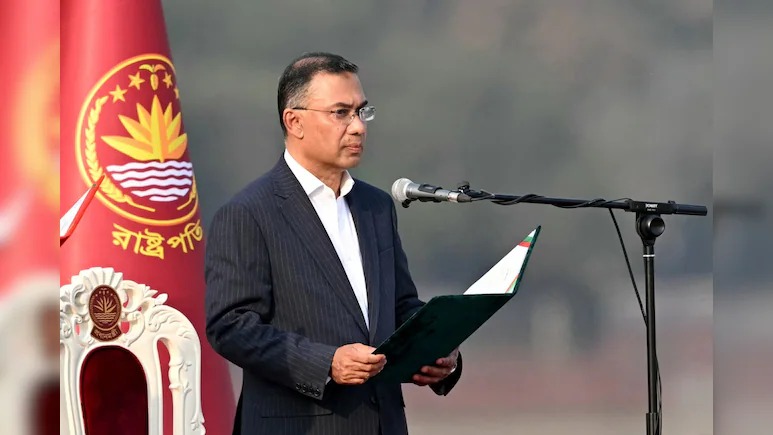 他呼吁團結(jié)，旨在彌合這個因多年激烈競爭而分裂的國家的裂痕。