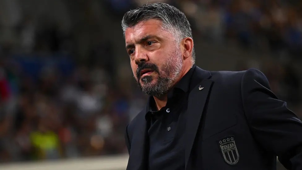 去年六月，盧西亞諾&middot;斯帕萊蒂被解雇后，詹納羅&middot;加圖索被任命為意大利國家隊主教練。