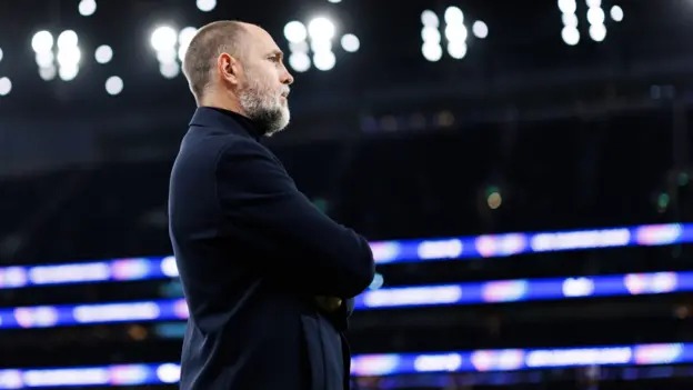 伊戈?duì)?middot;圖多爾在托特納姆熱刺的執(zhí)教生涯僅持續(xù)了44天，打了7場(chǎng)比賽。