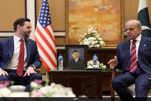 美伊?xí)効赡茉谖磥韮商煊谝了固m堡舉行