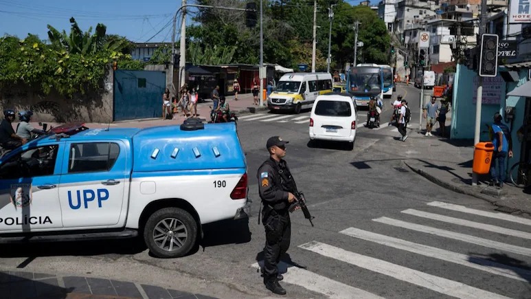 行動(dòng)中逮捕了三人，無人受傷。