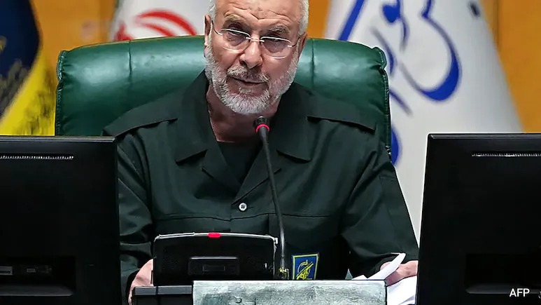 伊朗警告美國：若戰(zhàn)爭重燃，將在戰(zhàn)場上&ldquo;亮出新牌&rdquo;。